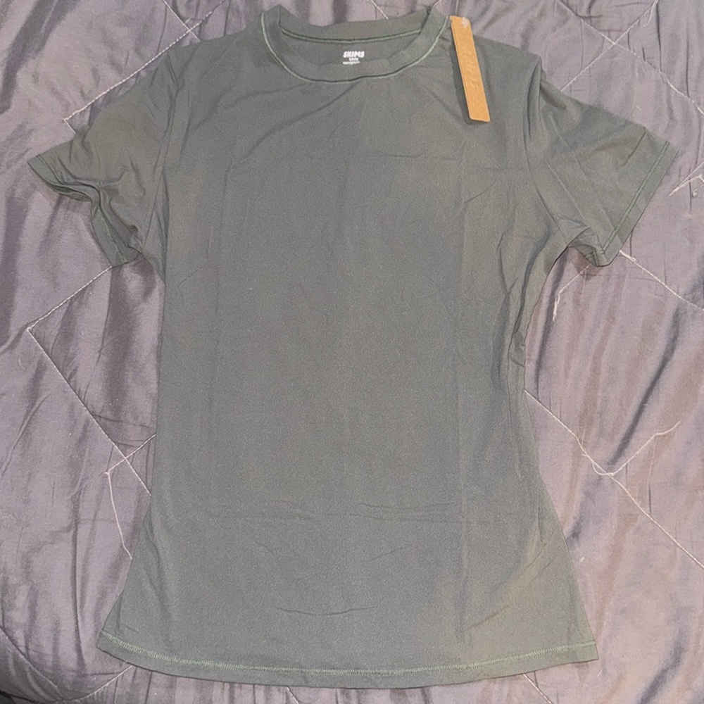 SKIMS Short Sleeve Tee in Olive Green